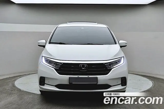 HONDA ODYSSEY — из Кореи под ключ