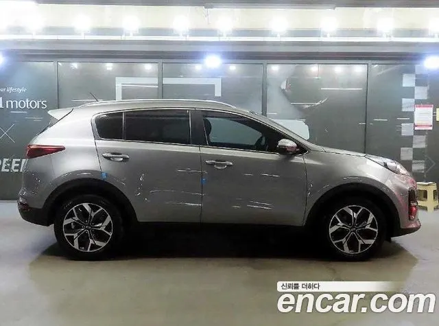 KIA SPORTAGE THE BOLD 2019 — 165 548 км, серебристо-серый, Корея — под ключ — фото 3