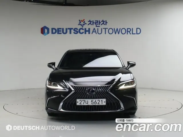 LEXUS ES300H 2019 — 179 517 км, чёрный, Корея — под ключ — фото 3