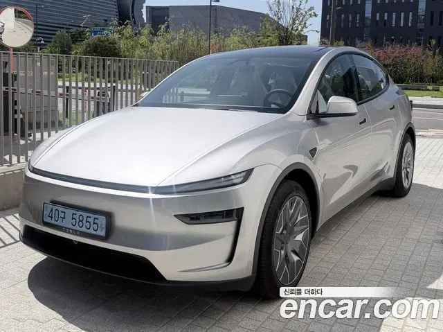 TESLA MODEL Y 2026 — 11 км, серебристо-серый, Корея — под ключ — фото 2