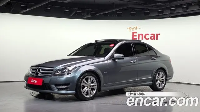 MERCEDES-BENZ C-CLASS W204 2012
