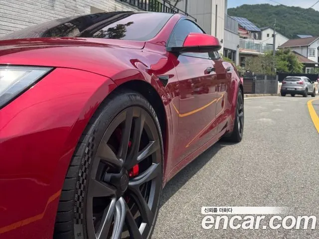 TESLA MODEL S 2023 — 63 000 км, красный, Корея — под ключ — фото 5
