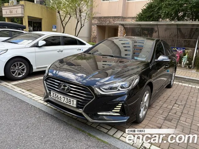 HYUNDAI SONATA 2019 — 247 418 км, чёрный, Корея — под ключ — фото 11