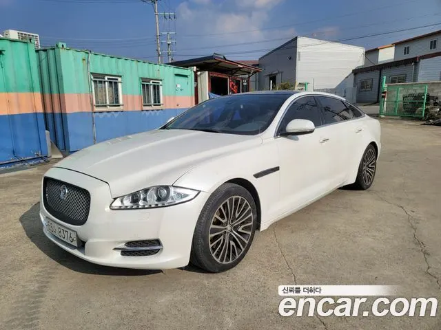 JAGUAR XJ 2010