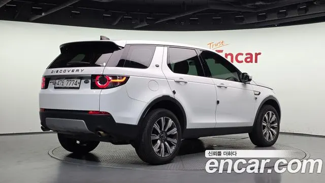 LAND ROVER DISCOVERY SPORT 2018 — 127 932 км, белый, Корея — под ключ — фото 2