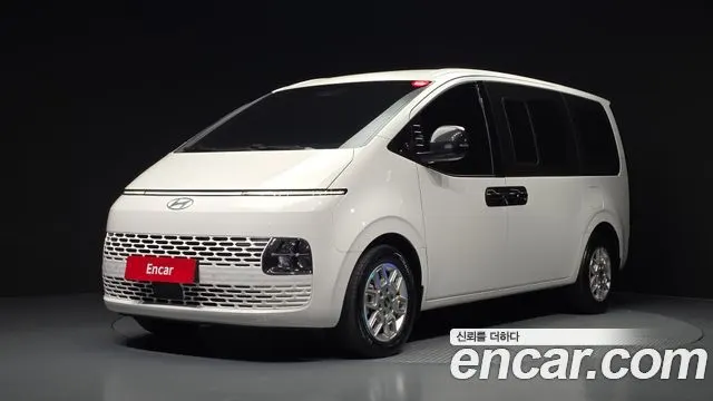 HYUNDAI STARIA — из Кореи под ключ