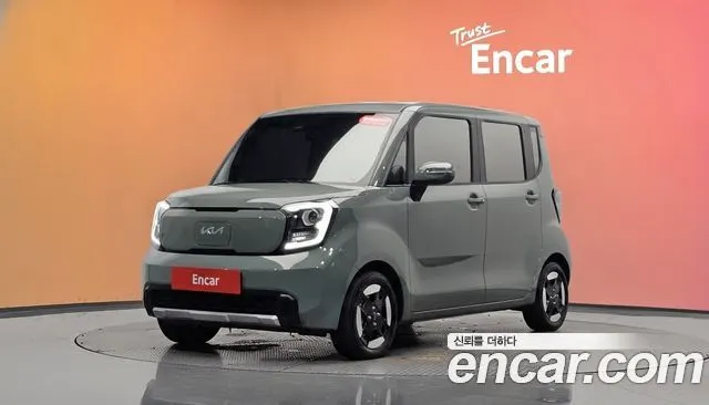 KIA KIA RAY EV 2025 — 10 706 км, тёмно-зелёный, Корея — под ключ — фото 2