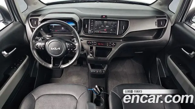 KIA KIA RAY EV 2025 — 10 706 км, тёмно-зелёный, Корея — под ключ — фото 7