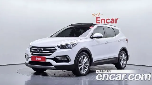 HYUNDAI SANTA FE 2016 — 205 459 км, белый, Корея — под ключ — фото 1