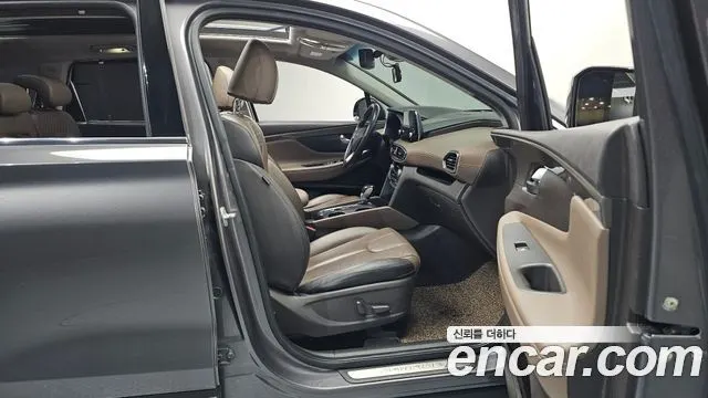 HYUNDAI SANTA FE 2019 — 186 479 км, коричневый, Корея — под ключ — фото 11