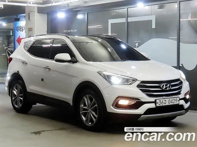 HYUNDAI SANTA FE 2016 — 187 947 км, белый, Корея — под ключ — фото 1