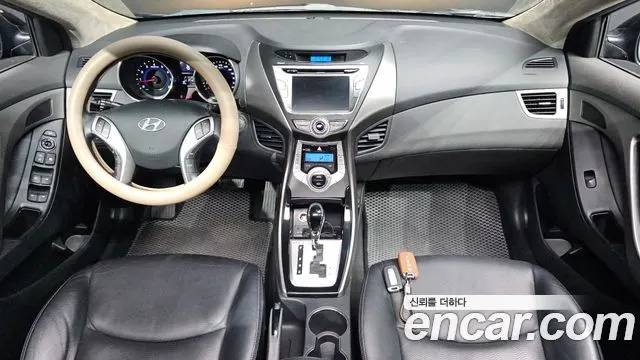 HYUNDAI AVANTE 2012 — 66 034 км, чёрный, Корея — под ключ — фото 7