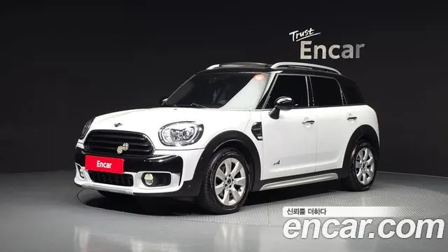 MINI COOPER D COUNTRYMAN 2019 — 69 221 км, белый, Корея — под ключ — фото 1