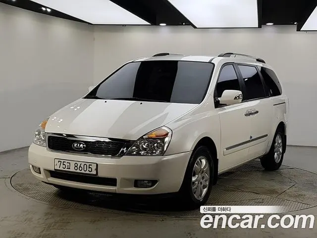 KIA CARNIVAL R 2013 — 139 945 км, белый, Корея — под ключ — фото 12