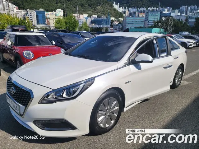 HYUNDAI SONATA HYBRID — из Кореи под ключ