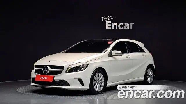 MERCEDES-BENZ A-CLASS W176 2017