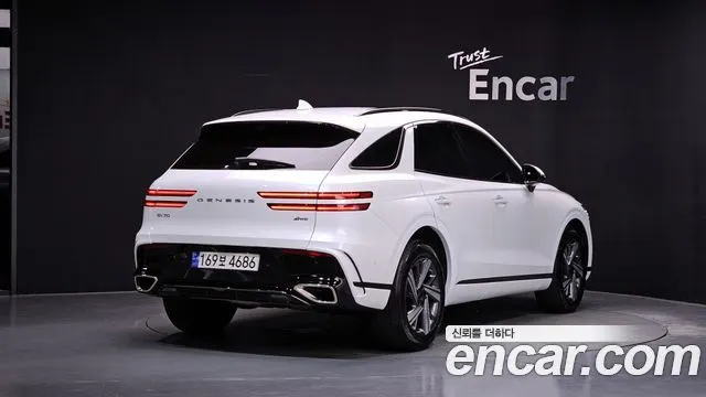 GENESIS GV70 — из Кореи под ключ