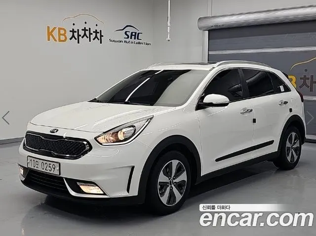 KIA NIRO 2017 — 176 270 км, белый, Корея — под ключ — фото 11