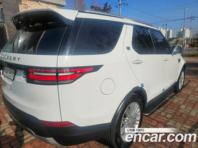 LAND ROVER DISCOVERY 5 2018 — 144 000 км, белый, Корея — под ключ — фото 3