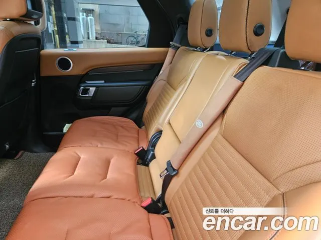 LAND ROVER DISCOVERY 5 2018 — 144 000 км, белый, Корея — под ключ — фото 10