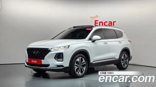 HYUNDAI SANTA FE 2019 — 153 220 км, белый, Корея — под ключ — фото 1