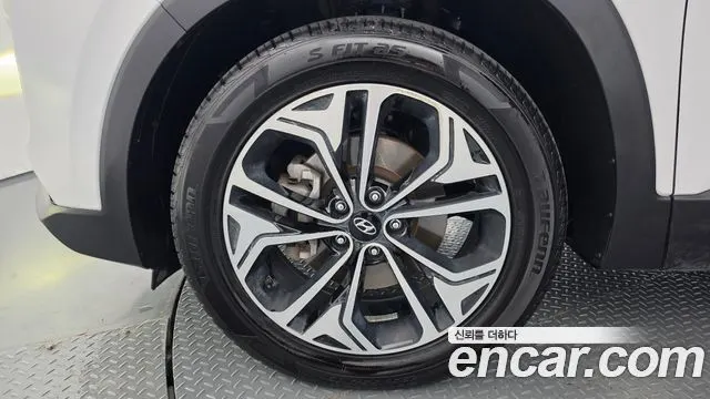 HYUNDAI SANTA FE 2019 — 153 220 км, белый, Корея — под ключ — фото 5