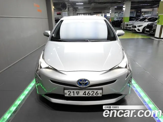 TOYOTA PRIUS 2018 — 146 355 км, серебристый, Корея — под ключ — фото 3