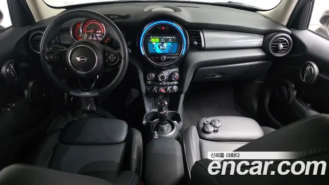 MINI COOPER 2020 — 34 928 км, белый-перламутр, Корея — под ключ — фото 7