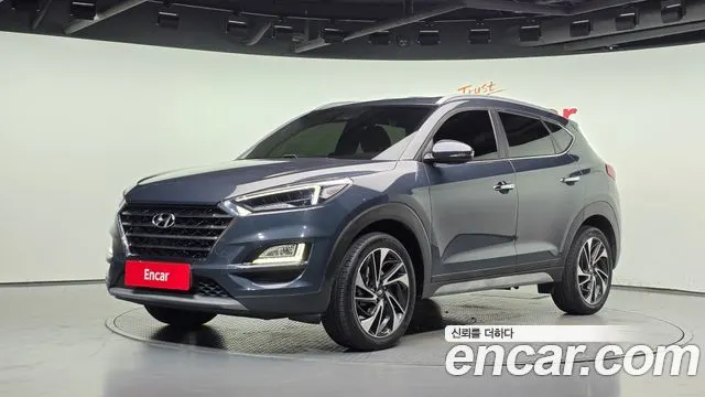 HYUNDAI TUCSON 2019 — 128 612 км, Корея — под ключ — фото 1