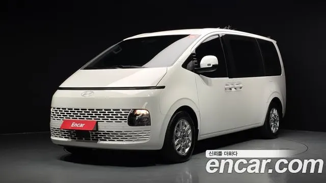 HYUNDAI STARIA — из Кореи под ключ