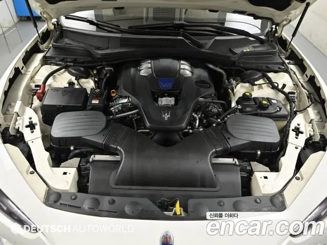 MASERATI GHIBLI 2017 — 109 431 км, белый-перламутр, Корея — под ключ — фото 6