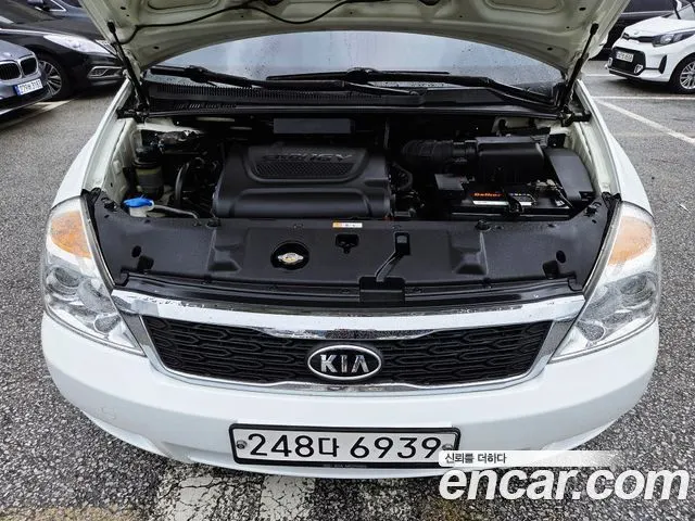 KIA CARNIVAL R 2014 — 142 705 км, белый, Корея — под ключ — фото 10