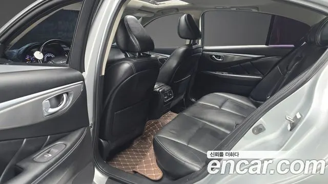 INFINITI Q50 2014 — 149 210 км, серебристо-серый, Корея — под ключ — фото 11