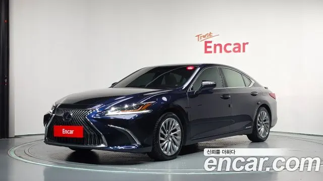 LEXUS ES300H — из Кореи под ключ