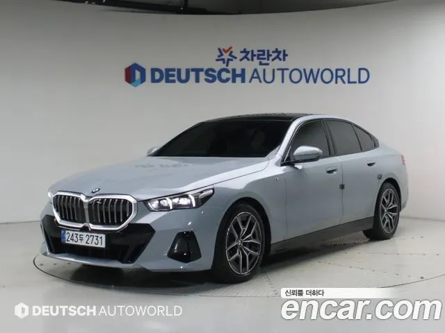 BMW 5 SERIES 2025 — 8 797 км, светло-серебристый, Корея — под ключ — фото 11