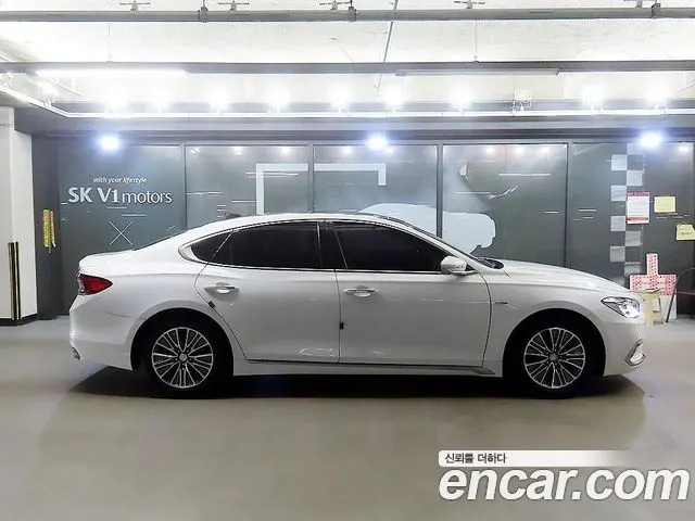 HYUNDAI GRANDEUR HYBRID 2019 — 215 348 км, белый, Корея — под ключ — фото 5
