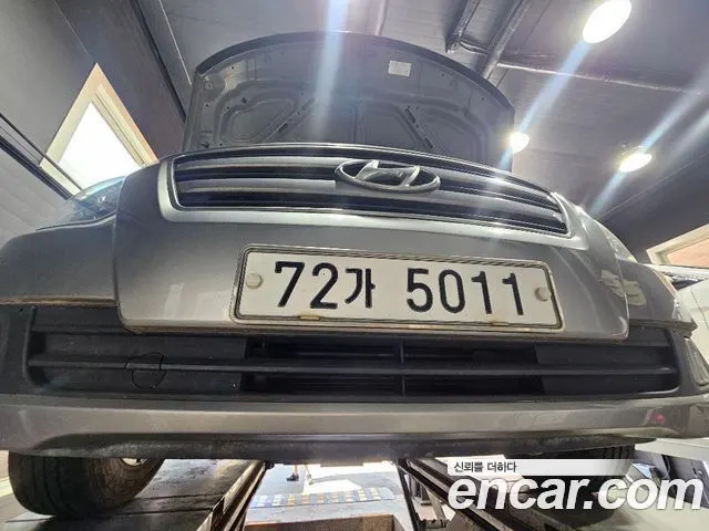 HYUNDAI GRAND STAREX 2016 — 67 057 км, серебристый, Корея — под ключ — фото 6