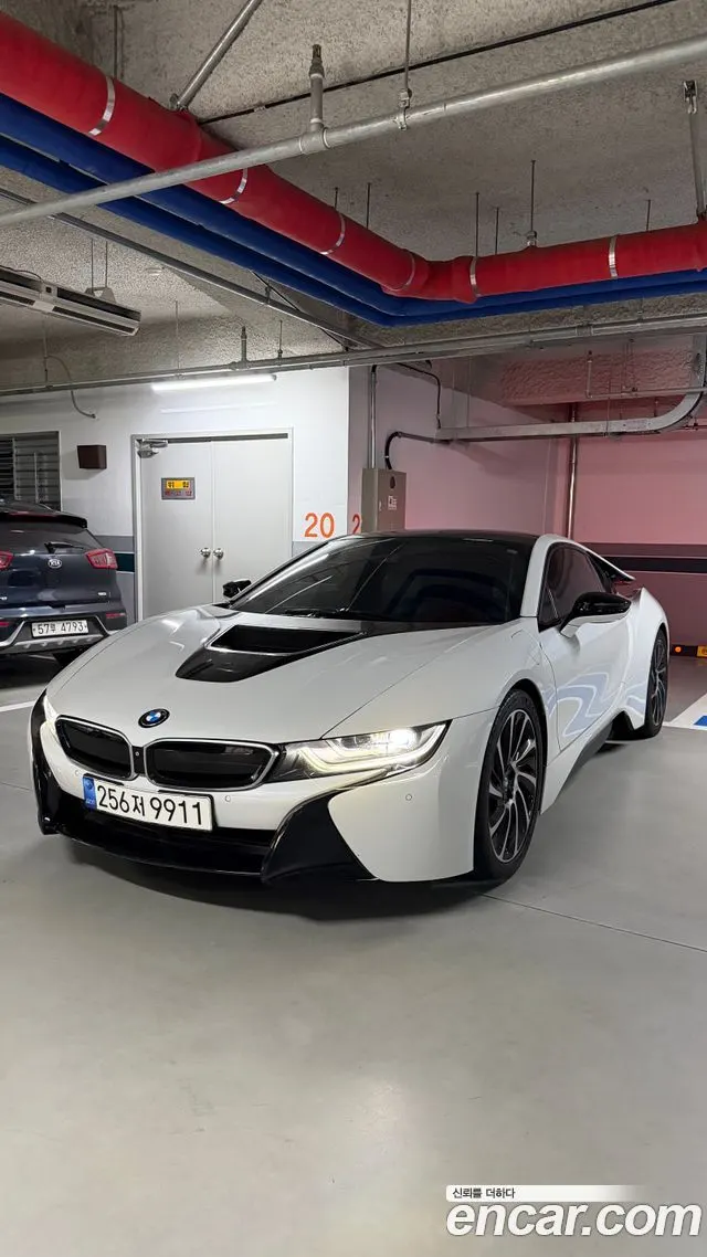 BMW I8 2015