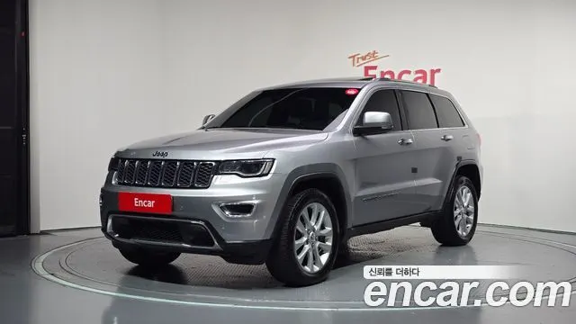 JEEP GRAND CHEROKEE — из Кореи под ключ