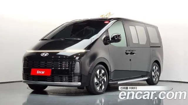 HYUNDAI STARIA — из Кореи под ключ