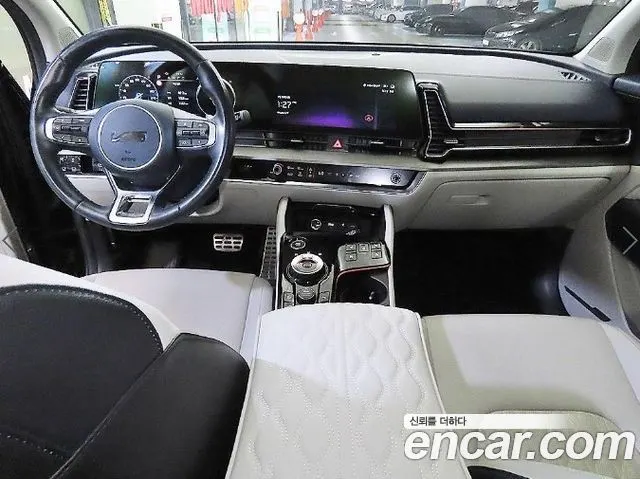 KIA SPORTAGE HYBRID 2022 — 77 797 км, чёрный, Корея — под ключ — фото 9
