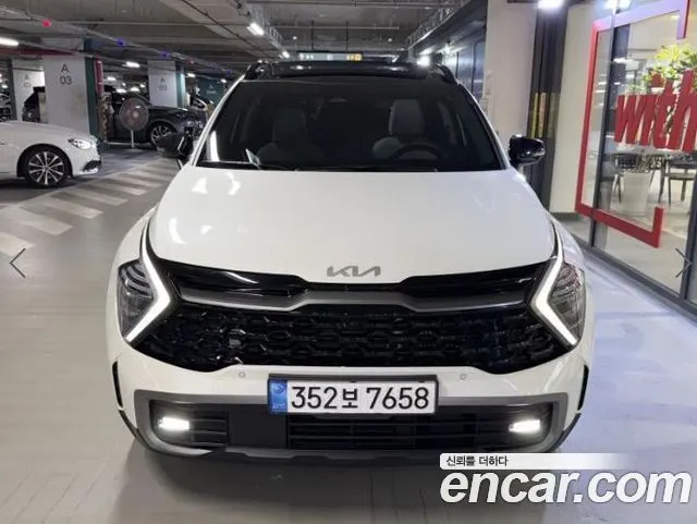 KIA SPORTAGE HYBRID 2023 — 28 900 км, белый, Корея — под ключ — фото 12