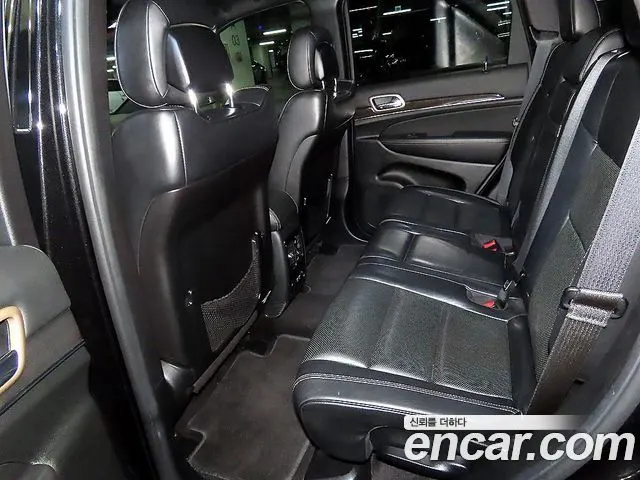 JEEP GRAND CHEROKEE 2015 — 128 742 км, чёрный, Корея — под ключ — фото 7