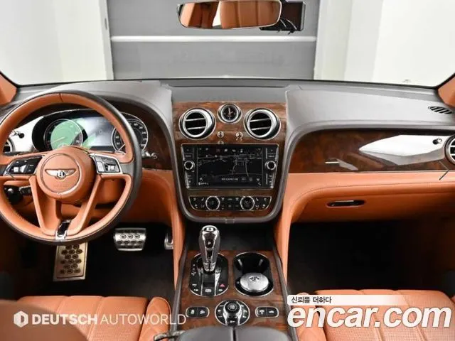 BENTLEY BENTAYGA 2018 — 178 254 км, белый, Корея — под ключ — фото 7
