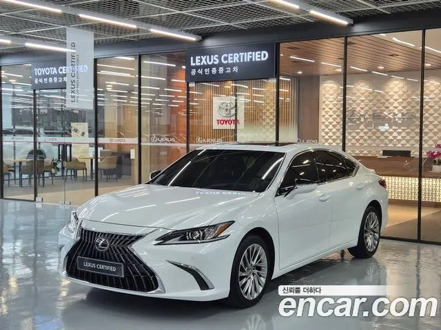 LEXUS ES300H — из Кореи под ключ