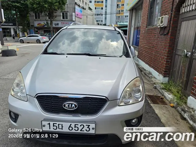 KIA CARENS 2012