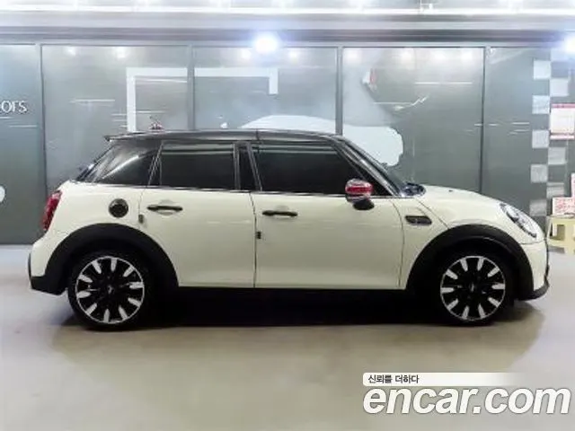 MINI COOPER S 2023 — 46 900 км, белый-перламутр, Корея — под ключ — фото 3