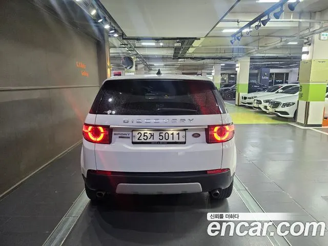 LAND ROVER DISCOVERY SPORT 2017 — 94 263 км, белый, Корея — под ключ — фото 4