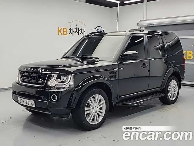 LAND ROVER DISCOVERY 4 2015 — 127 264 км, чёрный, Корея — под ключ — фото 1