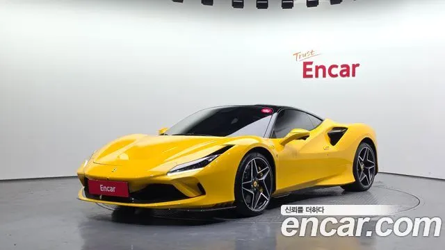 FERRARI F8 2020